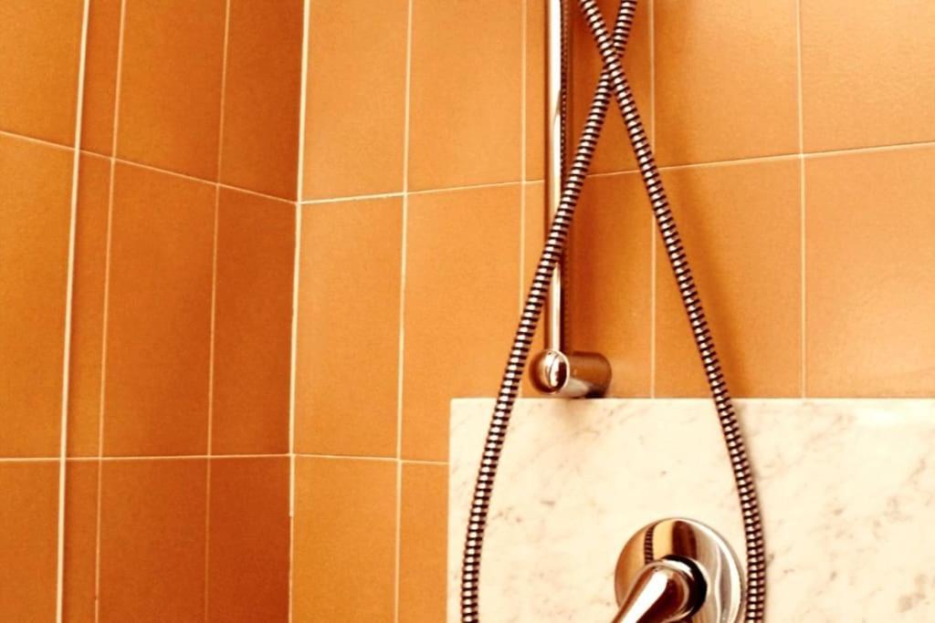 Location Strategica! -Mirochi Apartment- Bergamo Exteriör bild