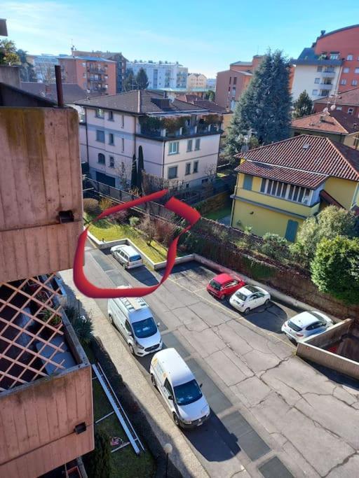 Location Strategica! -Mirochi Apartment- Bergamo Exteriör bild